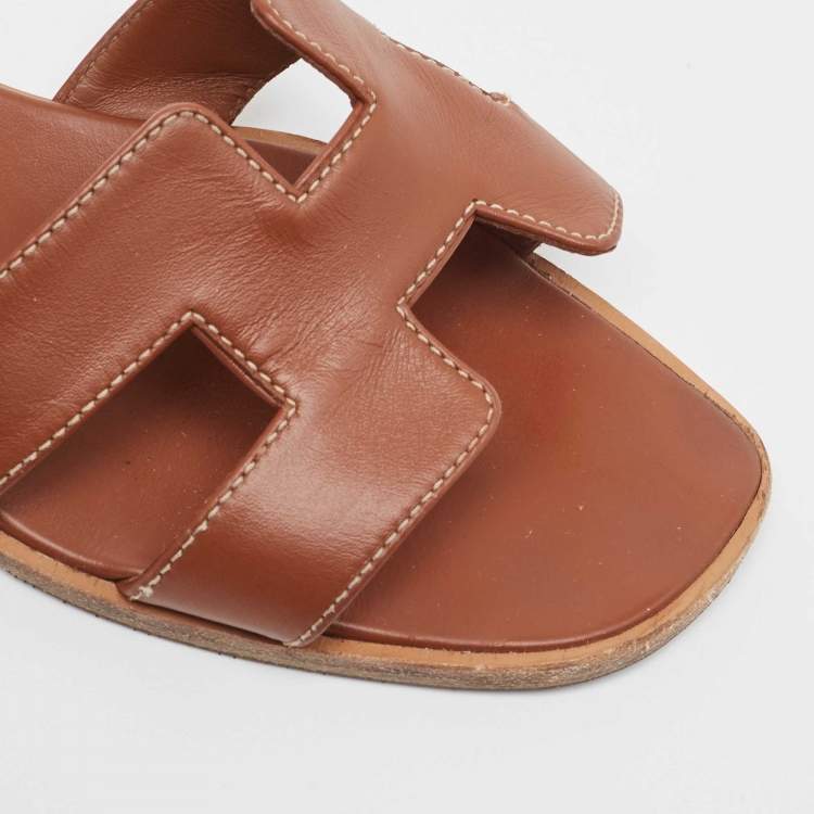 Pre Owned Hermes Brown Leather Oran Flat Slides Size 37