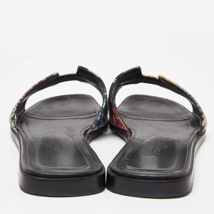 Pre Owned Hermès Multicolor Print Canvas Oran Flat Slides Size 37.5