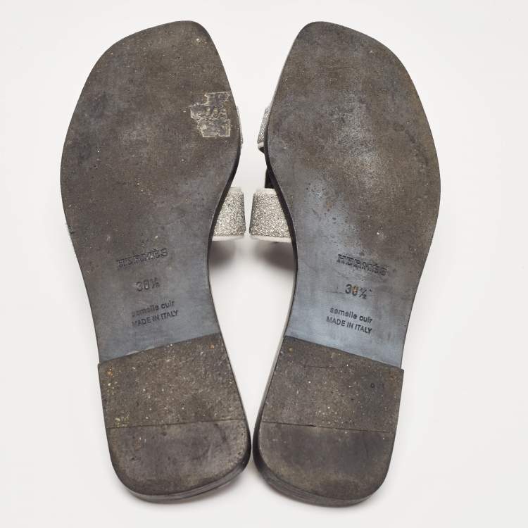 Pre Owned Hermes Silver Suede and Glitter Opne Toe Flat Oran Slides Size 38.5