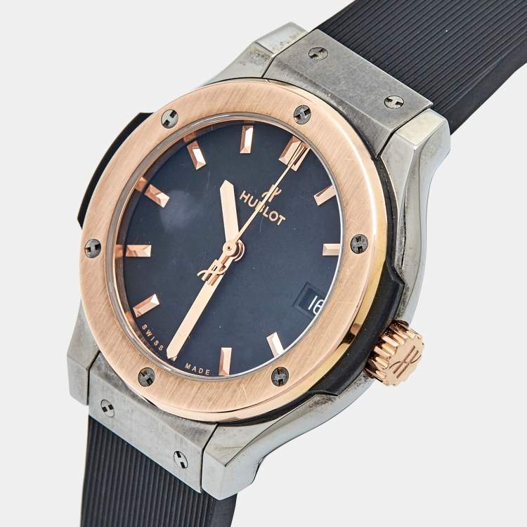 Pre Owned Hublot Black 18K Rose Gold Titanium Rubber Classic Fusion 581.NO.1480.RX Women's Wristwatch 33 mm