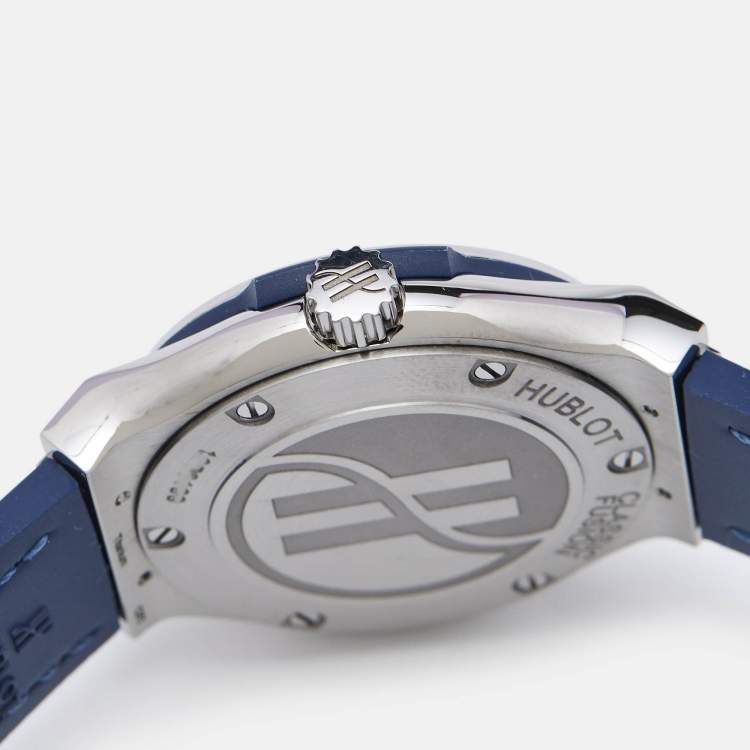 Pre Owned Hublot Blue Titanium Rubber Classic Fusion 581.NX.7170.LR Women's Wristwatch 33 mm