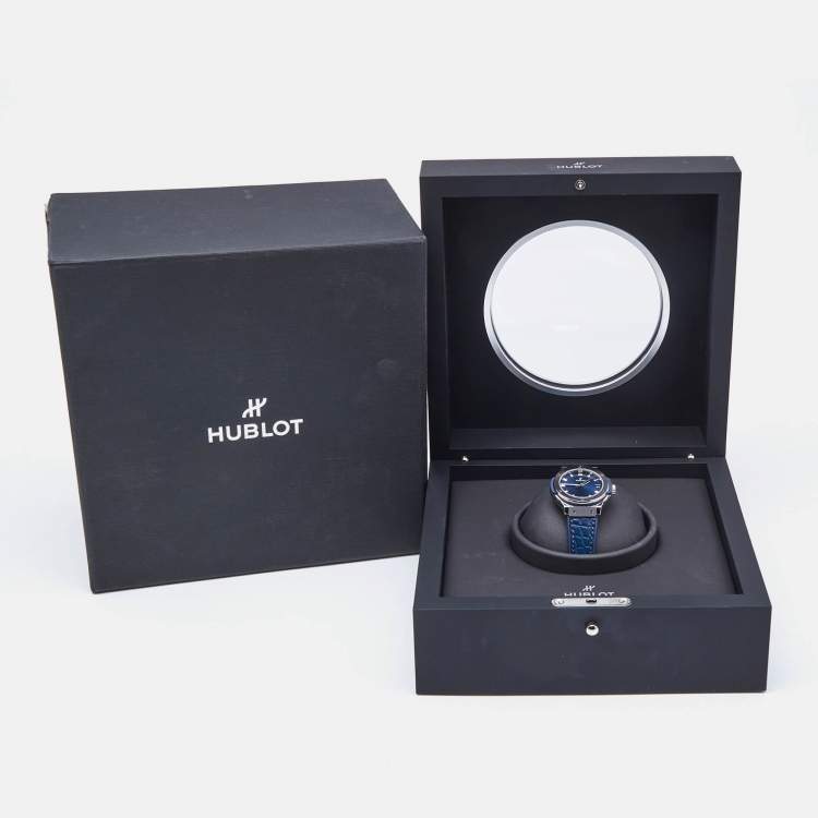 Pre Owned Hublot Blue Titanium Rubber Classic Fusion 581.NX.7170.LR Women's Wristwatch 33 mm