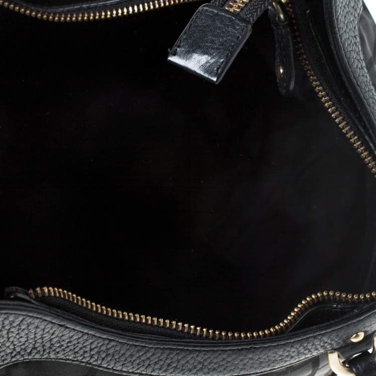 Pre Owned Hugo Boss Black Nylon and Leather Pocket Zip Hobo