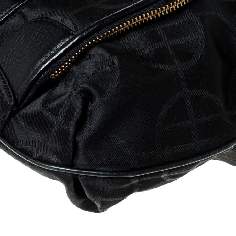 Pre Owned Hugo Boss Black Nylon and Leather Pocket Zip Hobo