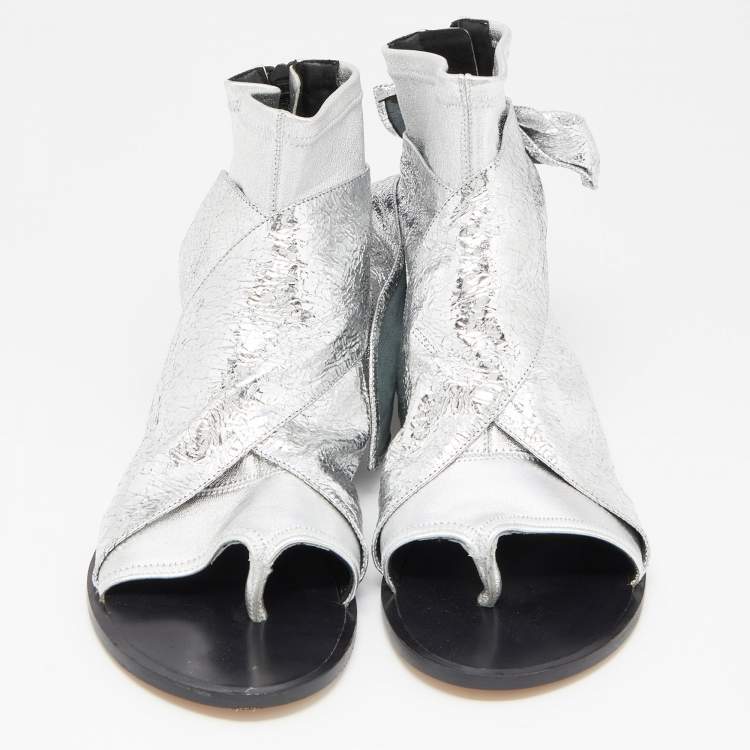 Pre Owned Isabel Marant  Silver Leather Mosley Gladiator Flat Sandals Size 39 