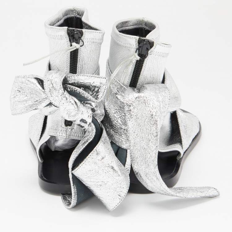 Pre Owned Isabel Marant  Silver Leather Mosley Gladiator Flat Sandals Size 39 