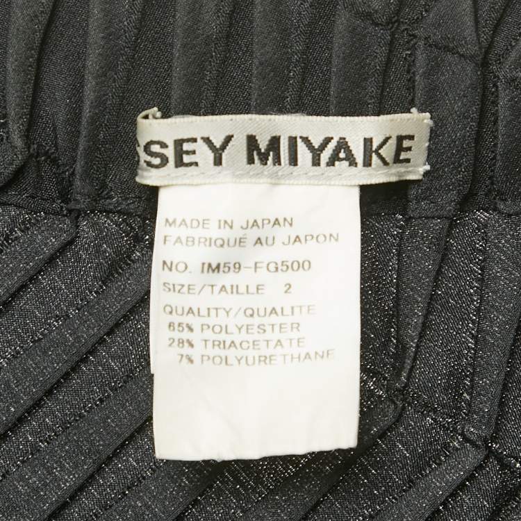 Pre Owned Issey Miyake Black Synthetic Plissé Asymmetric Maxi Skirt M