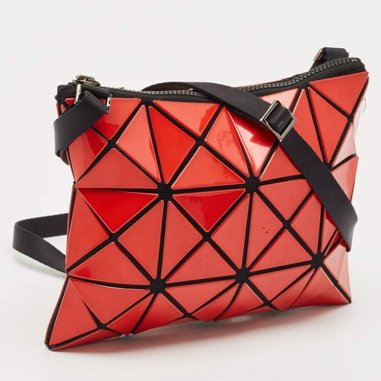 Pre Owned Issey Miyake Red Vinyl Bao Bao Crossbody Bag