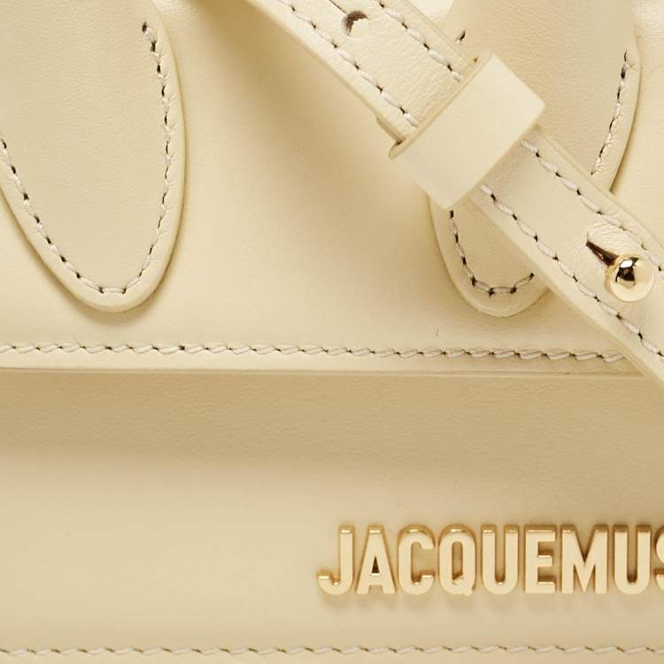 Pre Owned Jacquemus Ivory Leather Mini Le Chiquito Top Handle Bag