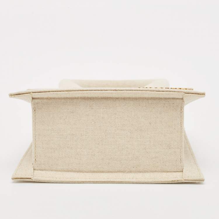 Pre Owned Jacquemus Beige Canvas Le Chiquito Moyen Top Handle Bag