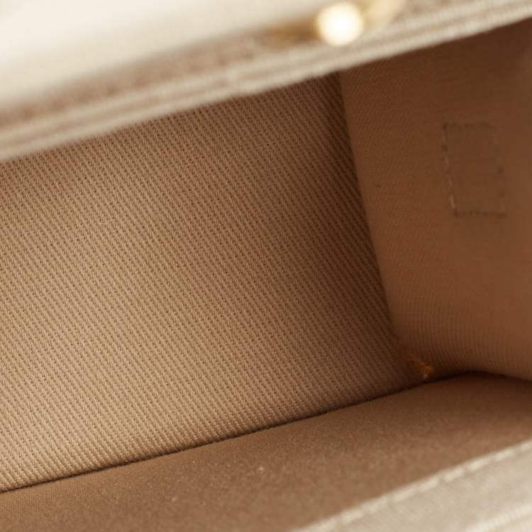 Pre Owned Jacquemus Beige Canvas Le Chiquito Moyen Top Handle Bag