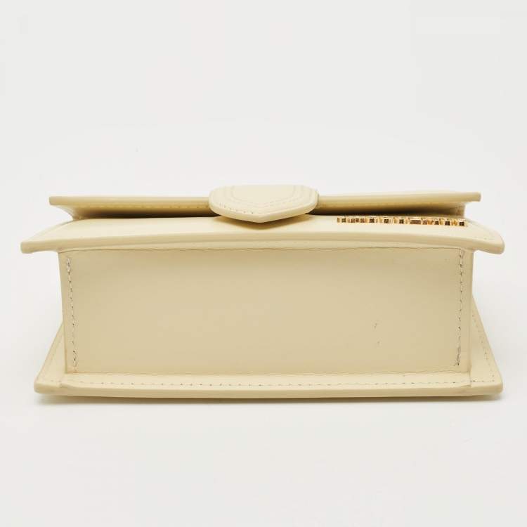 Pre Owned Jacquemus Ivory Leather Mini Le Bambino Top Handle Bag.