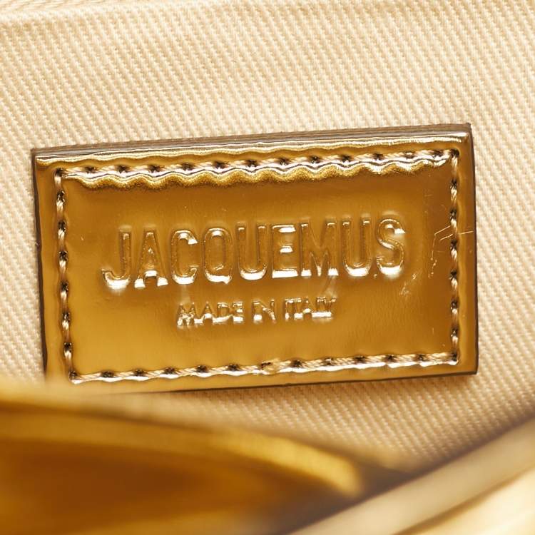 Pre Owned Jacquemus Gold Patent Leather La Pochette Rond Carré Clutch