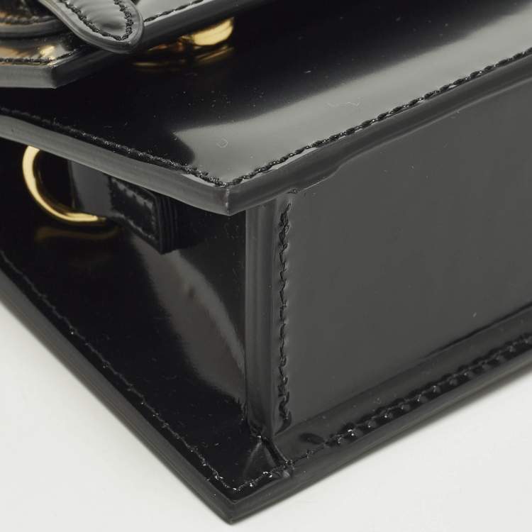 مملوكة مسبقًا Jacquemus Long Le Chiquito Boucle Black Glossy Leather Top Handle Bag