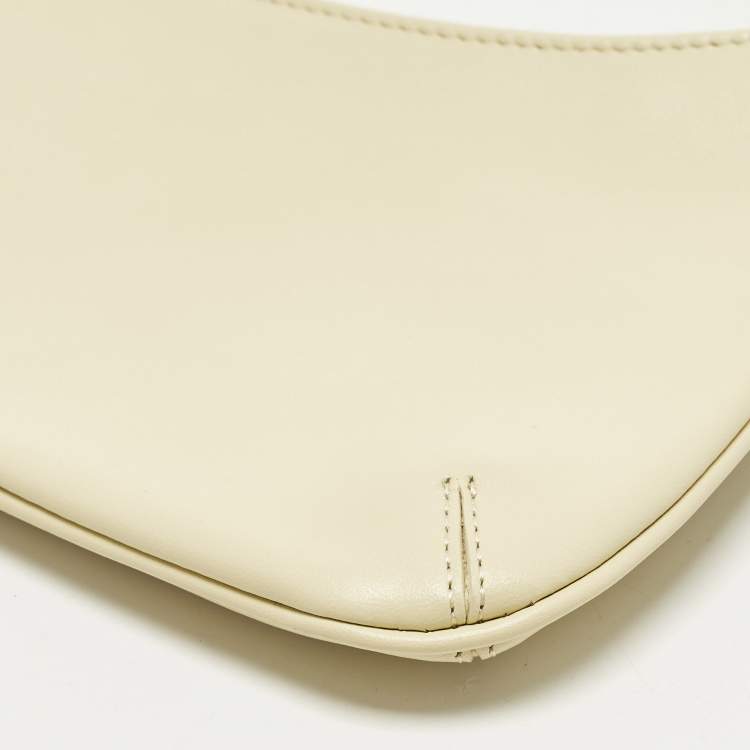 Pre Owned Jacquemus Le Bisou Perle Cream Leather Bag