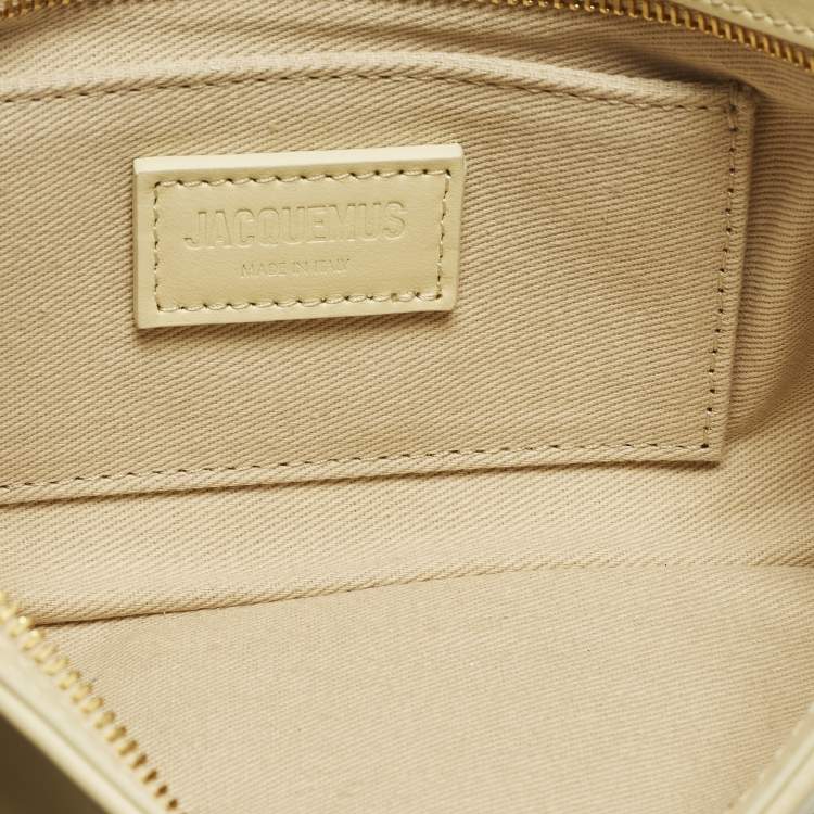 Pre Owned Jacquemus Le Bisou Perle Cream Leather Bag