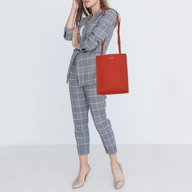 Pre Owned Jacquemus Giger Orange Matt Leather Le A4 Multi Strap Tote 