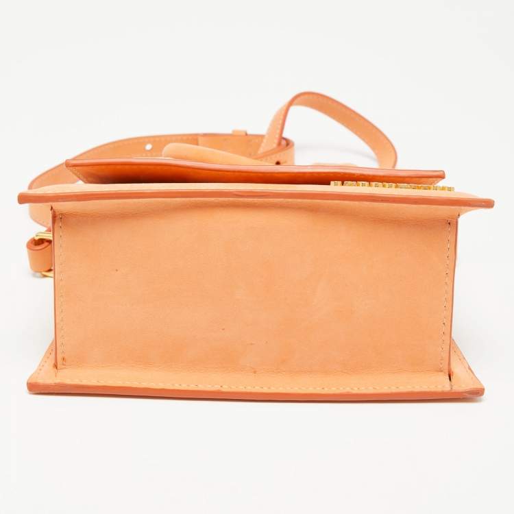 Pre Owned Jacquemus Beige Sueder Grand Le Chiquito Top Handle Bag