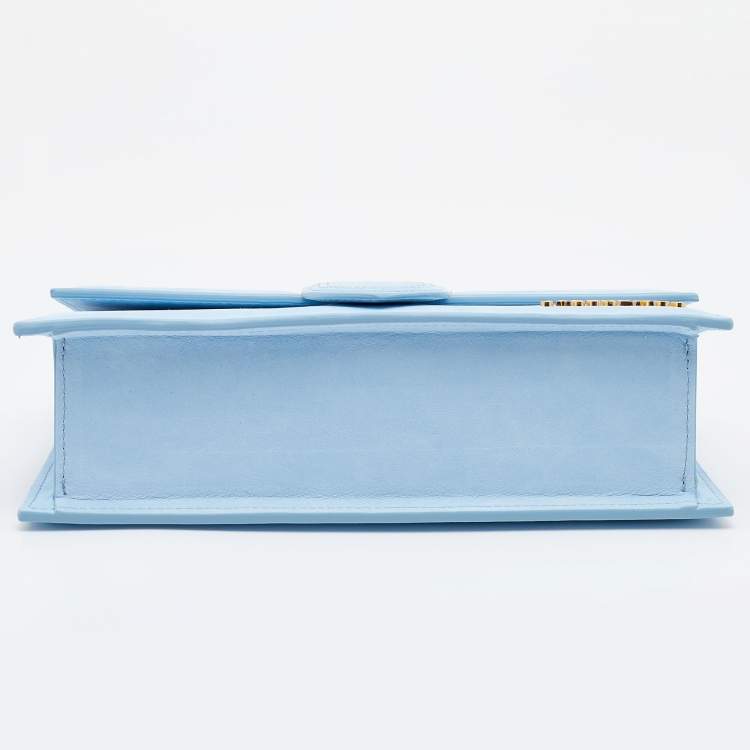 مملوكة مسبقًا Jacquemus Light Blue Leather Le Grand Bambino Top Handle Bag