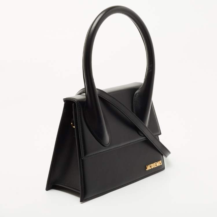 Pre Owned Jacquemus Black Leather Le Grand Chiquito Top Handle Bag