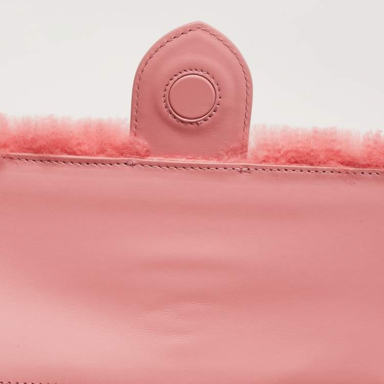 Pre Owned Jacquemus Pink Leather and Shearling Le Grand Bambino Top Handle Bag