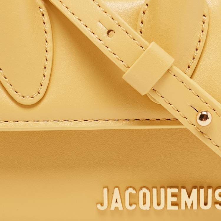 Pre Owned Jacquemus Dark Yellow Leather Mini Le Chiquito Top Handle Bag