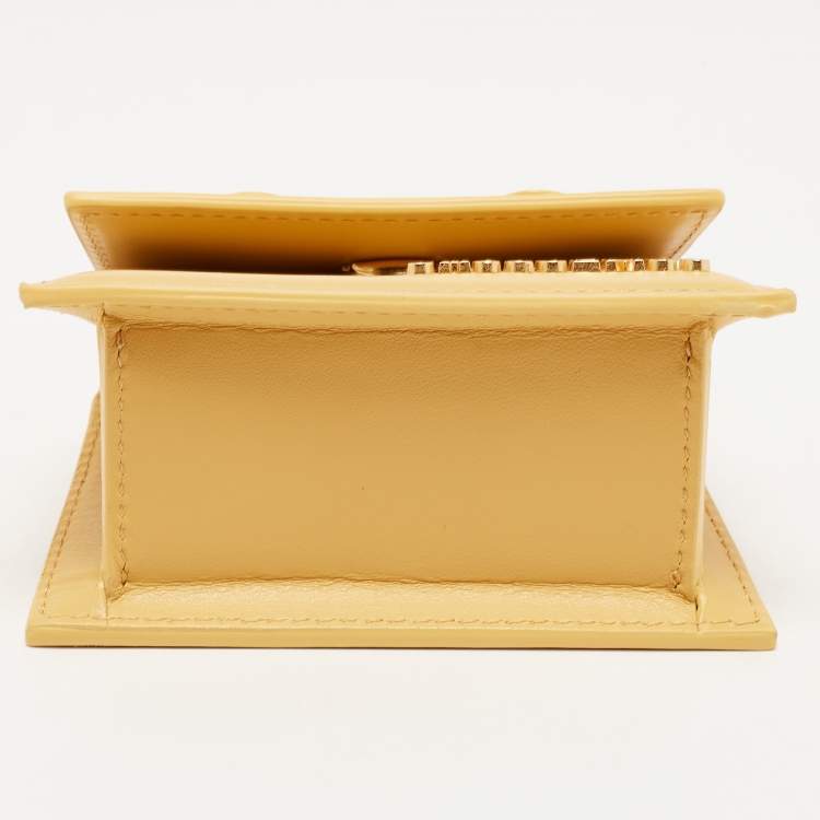 Pre Owned Jacquemus Dark Yellow Leather Mini Le Chiquito Top Handle Bag