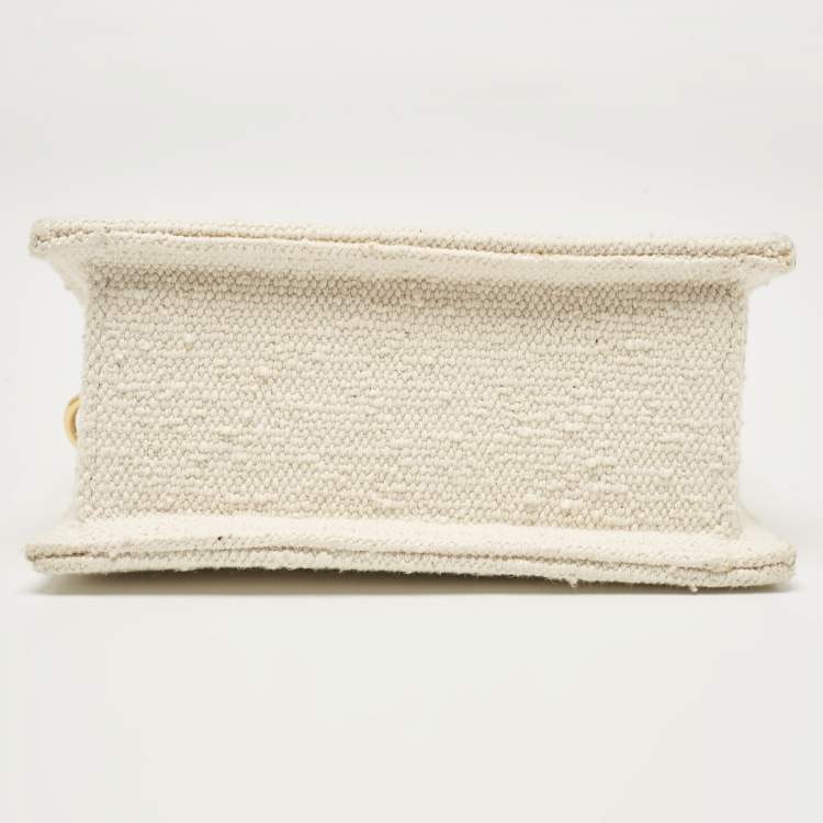 Pre Owned Jacquemus Off White Canvas Le Chiquito Noeud Top Handle Bag