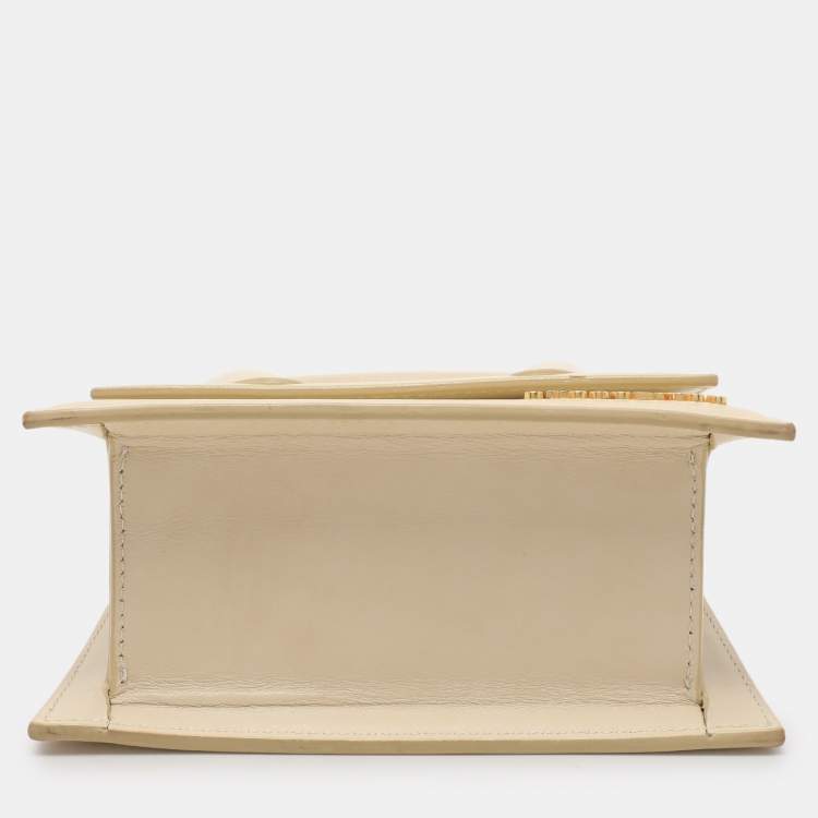 Pre Owned Jacquemus Cream Leather Le Chiquito Moyen Top Handle Bag