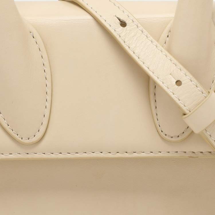 Pre Owned Jacquemus Cream Leather Le Chiquito Moyen Top Handle Bag