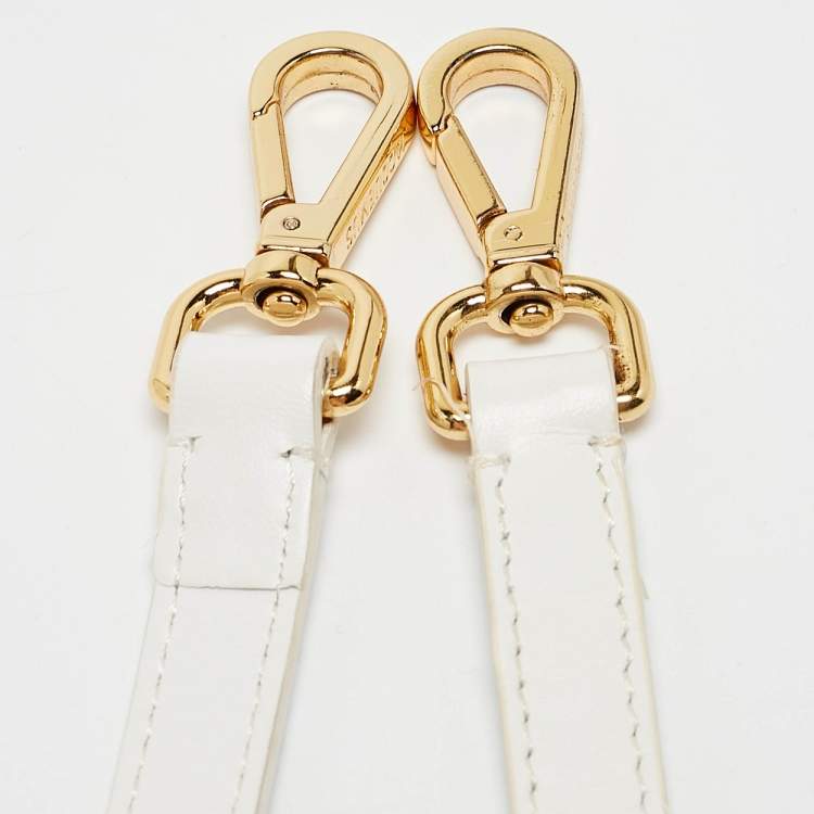 Pre Owned Jacquemus White Leather Le Chiquito Moyen Top Handle Bag