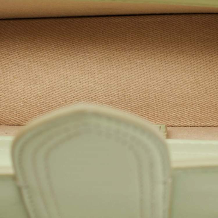 Pre Owned Jacquemus Light Green Leather Le Bambino Mini Top Handle Bag.