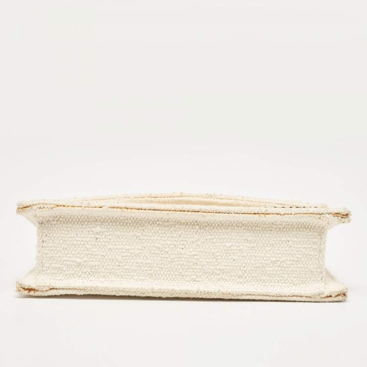 Pre Owned Jacquemus Off White Canvas Long Le Chiquito Top Handle Bag