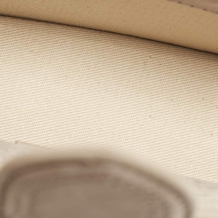 Pre Owned Jacquemus Beige Nubuck Leather Mini Le Bambino Top Handle Bag