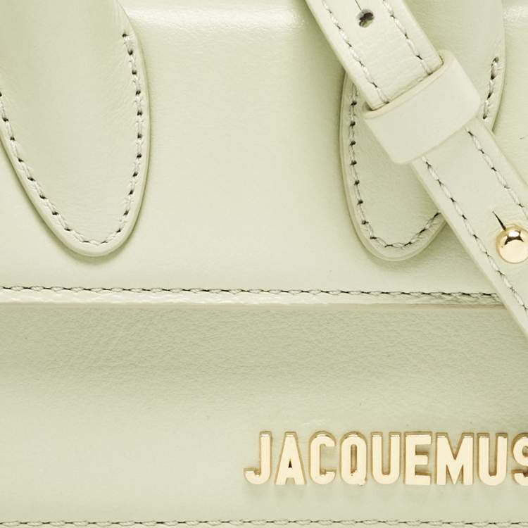 Pre Owned Jacquemus Light Green Leather Mini Le Chiquito Top Handle Bag