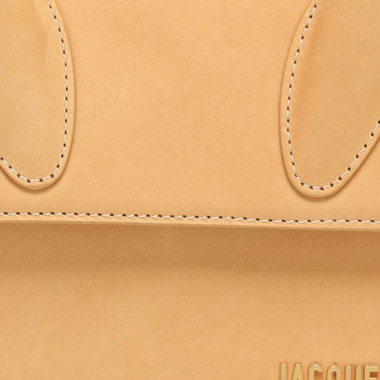 Pre Owned Jacquemus Light Brown Leather Le Chiquito Moyen Top Handle Bag
