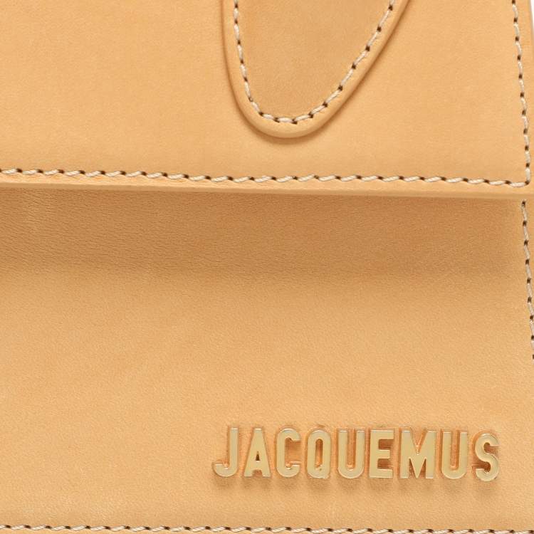 Pre Owned Jacquemus Light Brown Leather Le Chiquito Moyen Top Handle Bag