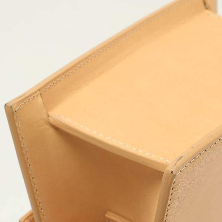 Pre Owned Jacquemus Light Brown Leather Le Chiquito Moyen Top Handle Bag