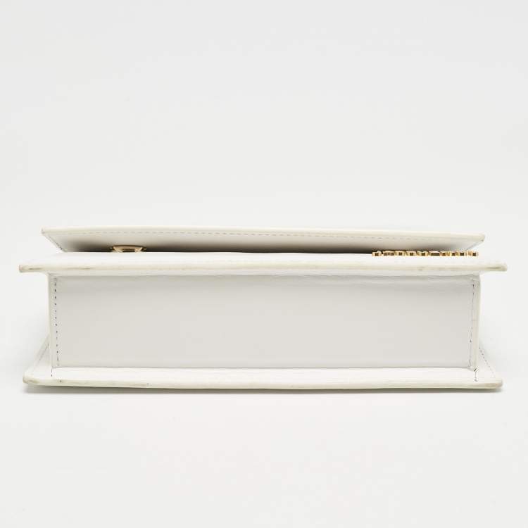 Pre Owned Jacquemus White Leather Long Le Chiquito Top Handle Bag
