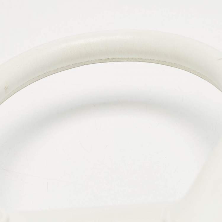 Pre Owned Jacquemus White Leather Le Chiquito Moyen Top Handle Bag