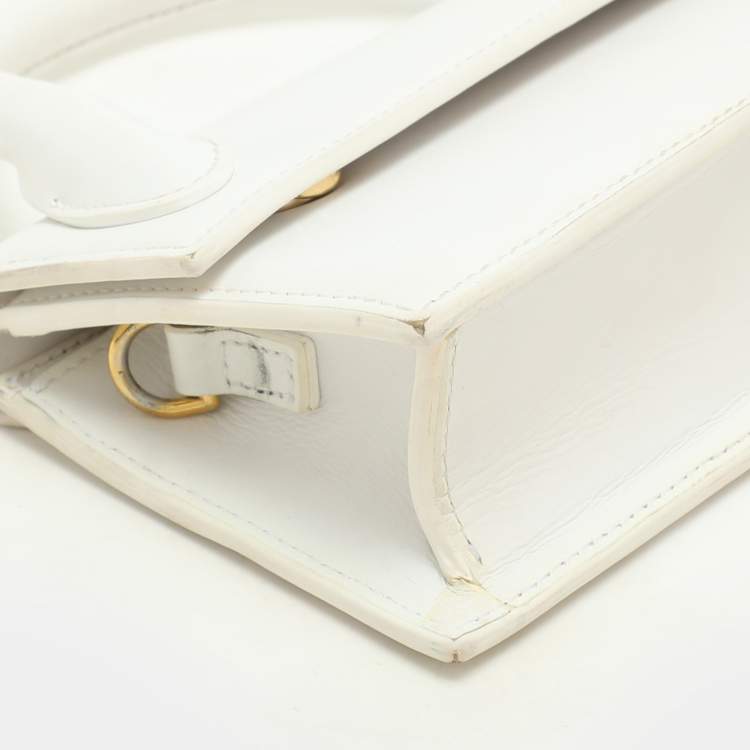 Pre Owned Jacquemus White Leather Long Le Chiquito Top Handle Bag