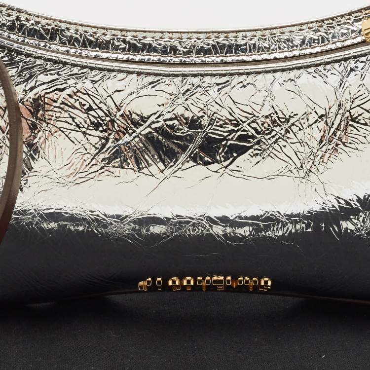 Pre Owned Jacquemus Silver Laminated Leather Le Bisou Perle Shoulder Bag