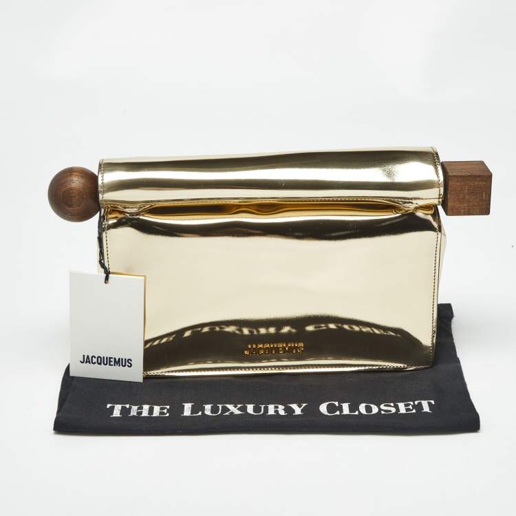 Pre Owned Jacquemus Gold Patent Leather La Pochette Rond Clutch