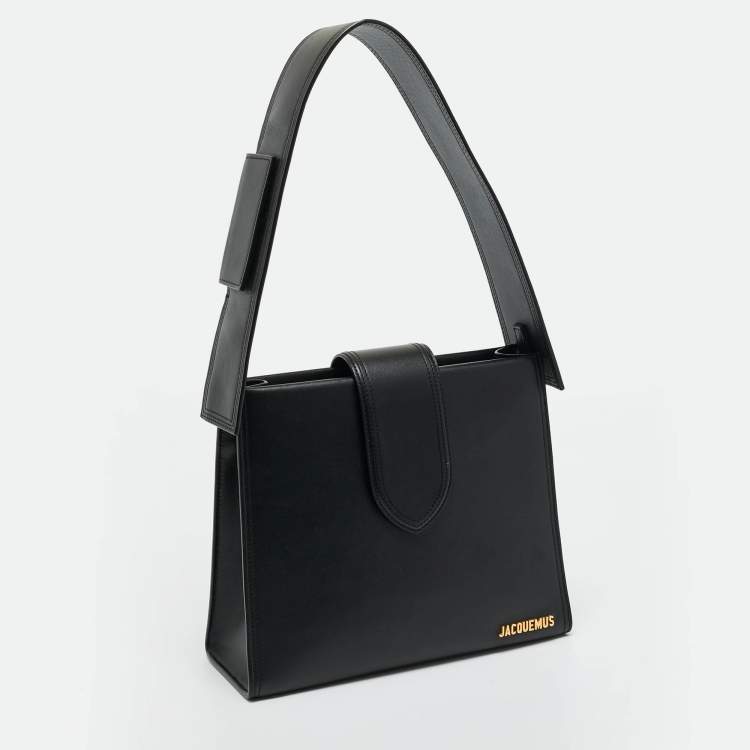 Pre Owned Jacquemus Black Leather Le Bambino 24 Shoulder Bag