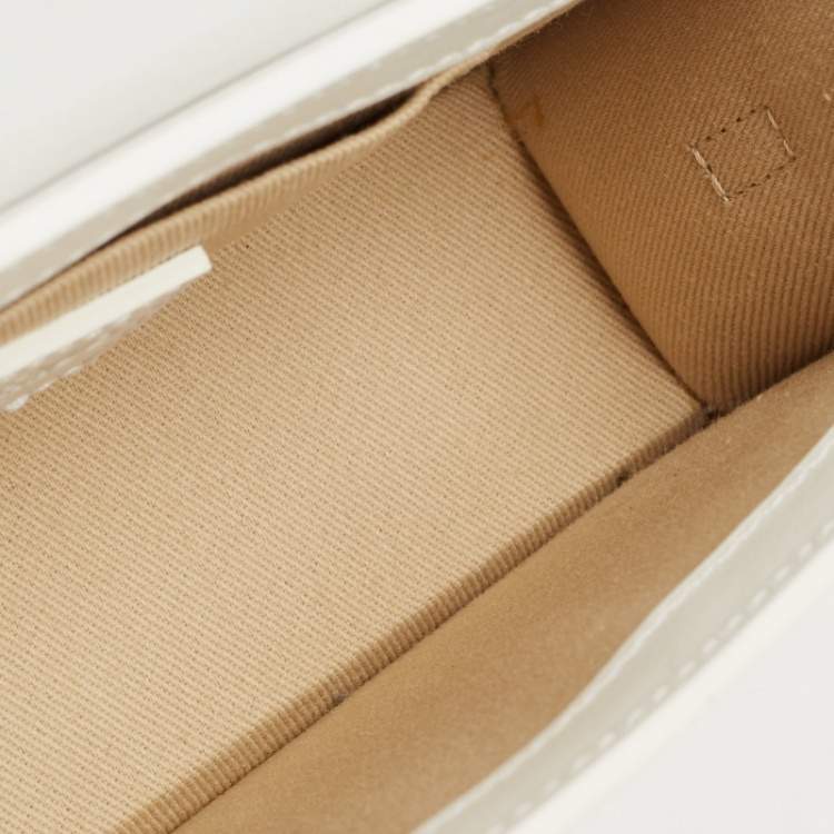 Pre Owned Jacquemus White Leather Long Le Chiquito Top Handle Bag