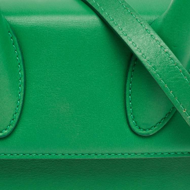 Pre Owned Jacquemus Green Leather Le Chiquito Moyen Top Handle Bag