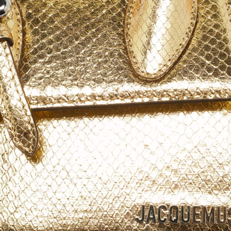 مملوكة مسبقًا Jacquemus Le Chiquito Moyen Boucle Gold Snakeskin Embossed Patent Leather Top Handle Bag