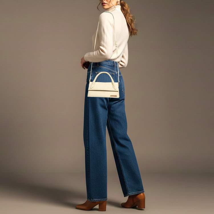 مملوكة مسبقًا Jacquemus Long Le Chiquito Beige Canvas Top Handle Bag