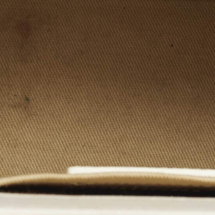 Pre Owned Jacquemus Le Chiquito Moyen White Leather Top Handle Bag