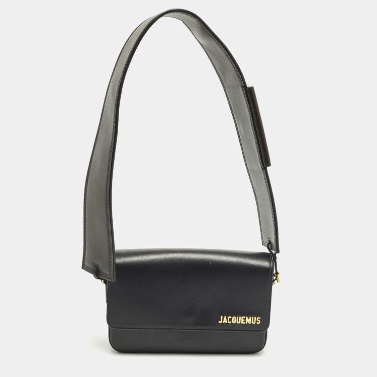 Pre Owned Jacquemus Le Carinu Black Leather Shoulder Bag